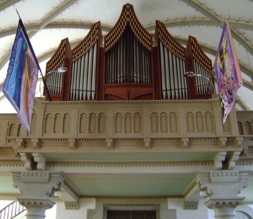 Onnens église orgue.jpg