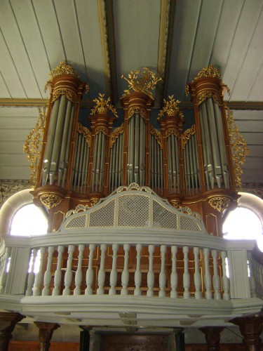 Avenches temple orgue.JPG