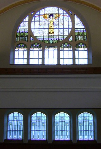 ZH Oerlikon église réformée vitrail.JPG