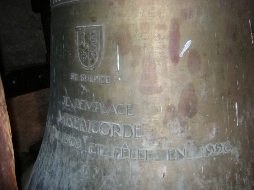 St Sulpice - cloche 1.JPG